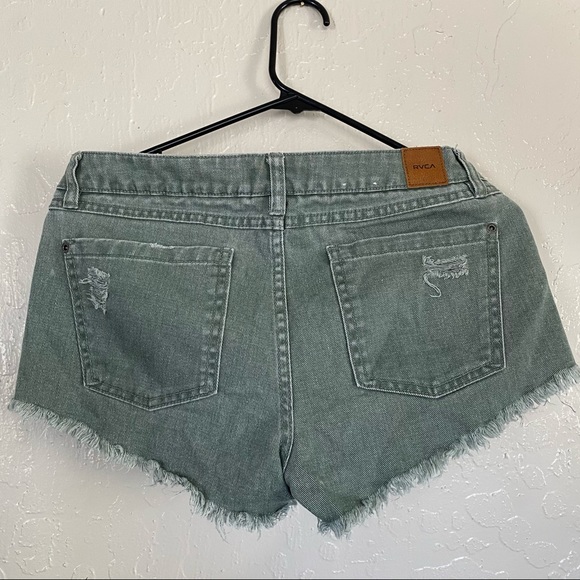 rvca cut off shorts